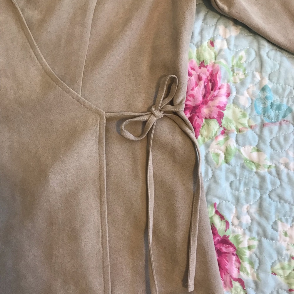 Woman jacket - Picture 2 of 6